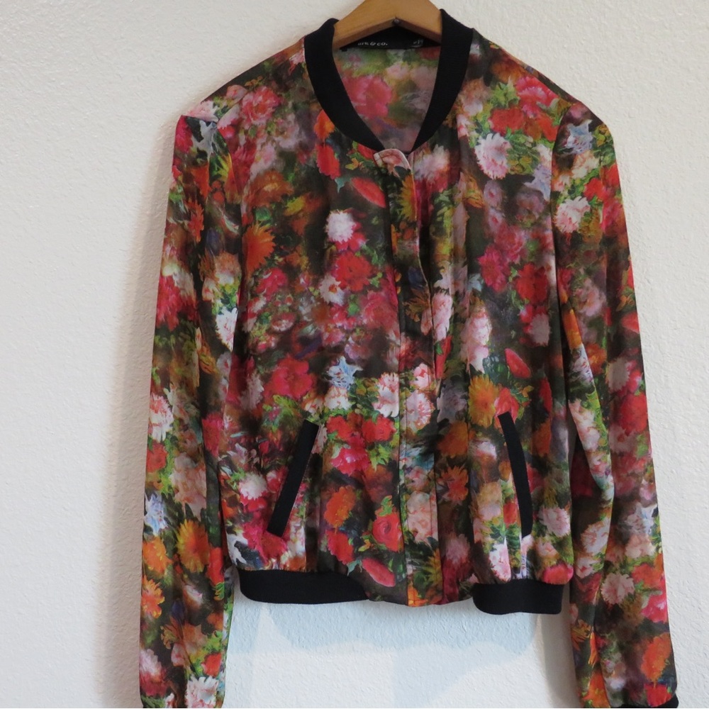 Ark & Co Floral Sheer Rib Knot Collar, cuffs, Hem Full-zip Jacket SZ small